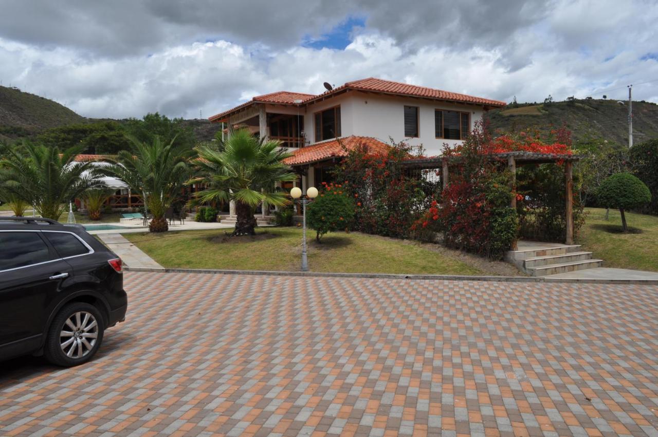 Lujosa Quinta Vacacional * Ibarra